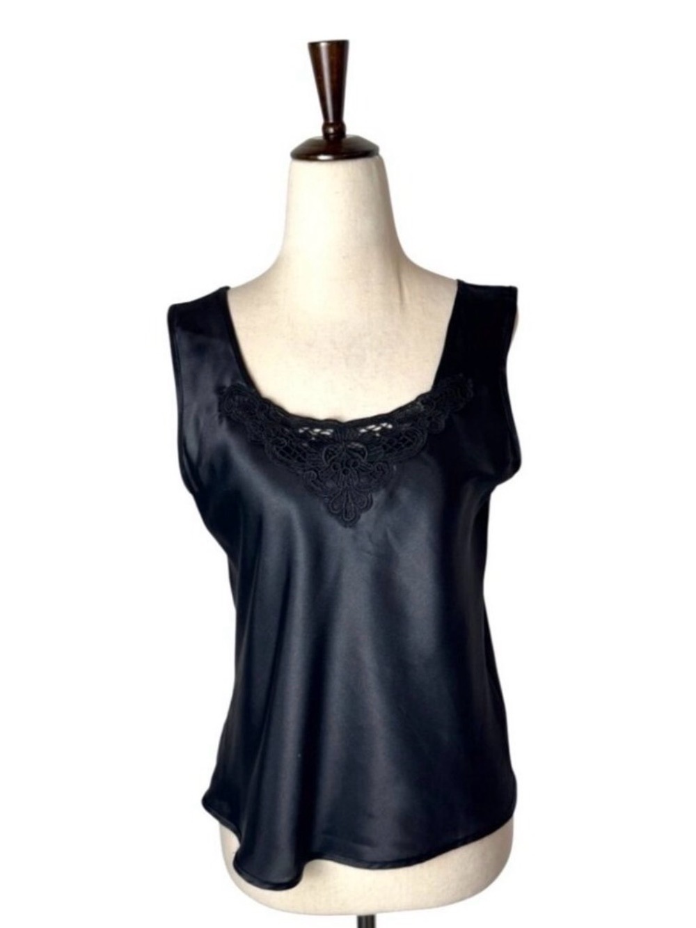 Escapades Black Satin Shell Top Lace Trim Minimalist 90’s tank, Size Small